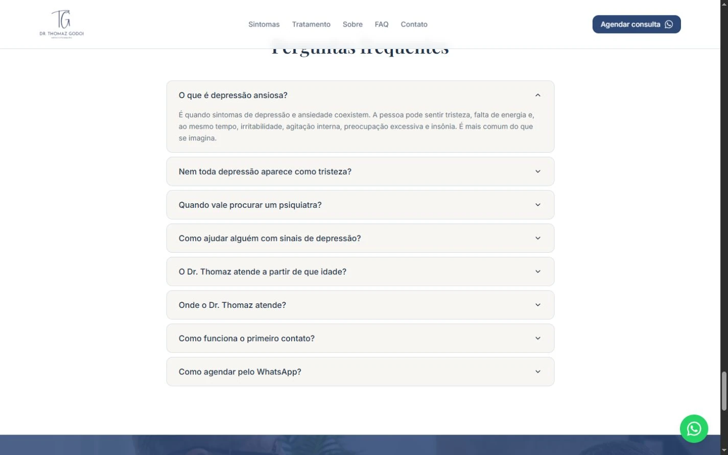FAQ da landing page do Dr. Thomaz no desktop com a primeira resposta expandida.