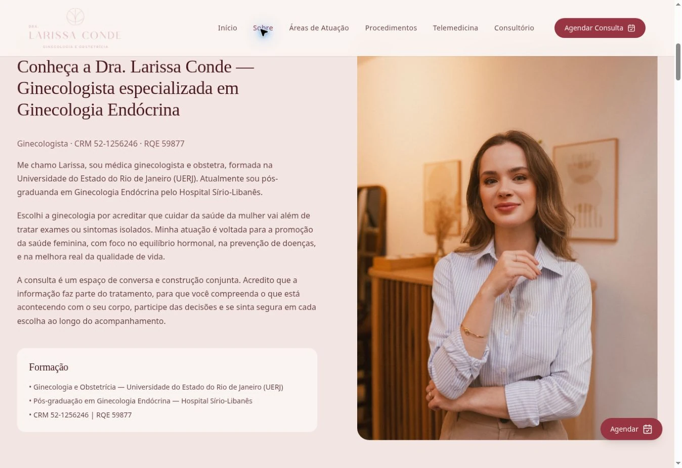 Seção Sobre com biografia e bloco de informações à esquerda e retrato vertical da médica à direita.