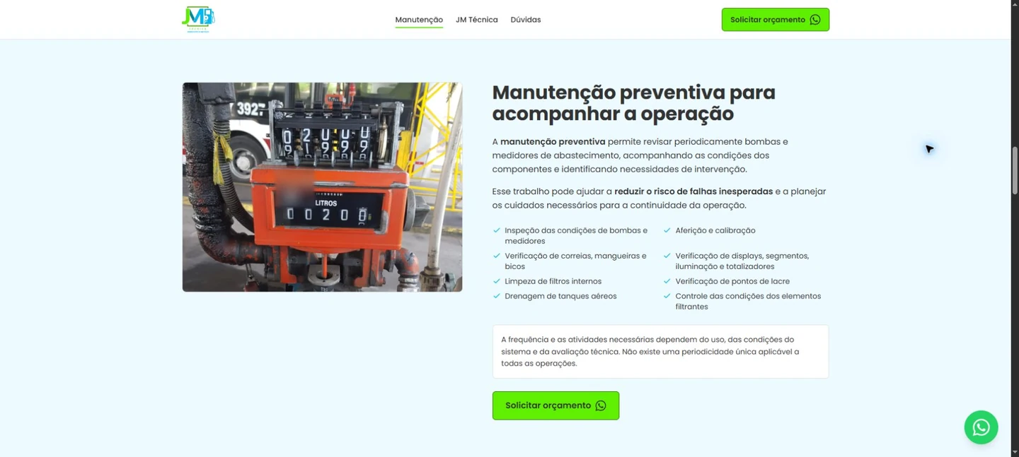 Seção de manutenção preventiva em fundo azul claro, com fotografia à esquerda, atividades e nota de periodicidade à direita.