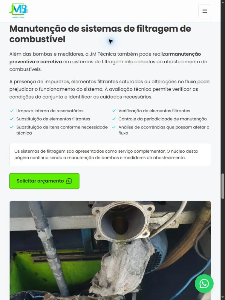 Trecho em tablet sobre sistemas de filtragem, com texto, lista de verificações e fotografia de equipamento.